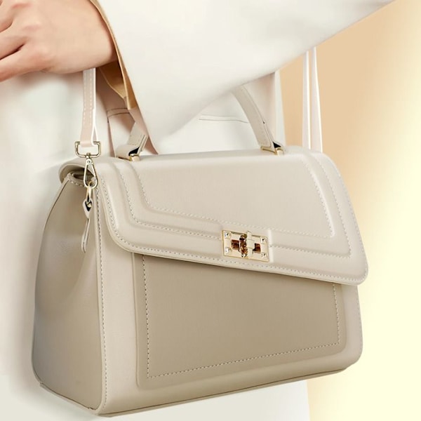 Axelväska i konstläder för kvinnor Gallantry Beige Beige