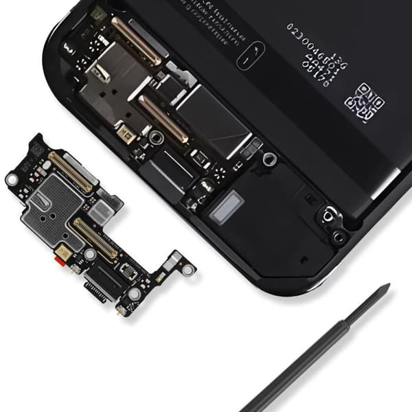 USB C Latausliitin Google Pixel 9 Pro XL + Musta Mikrofoni
