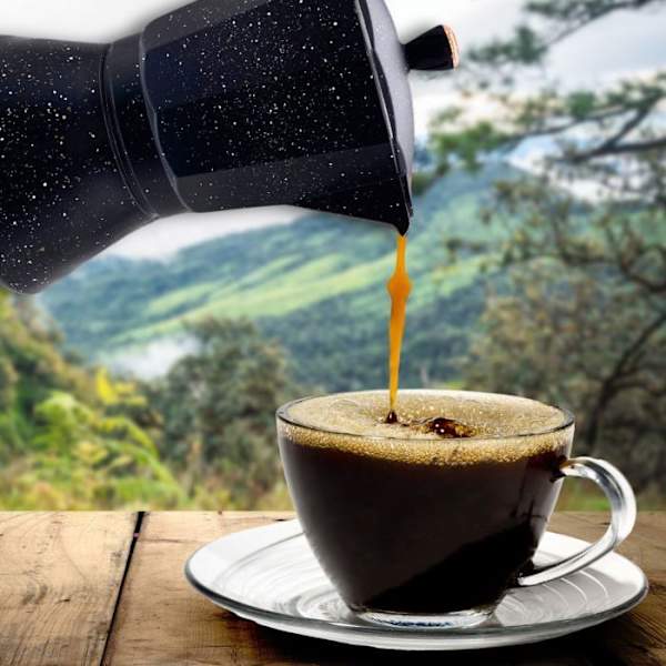 Moka-kahvinkeittimen 6 kupin perheversio