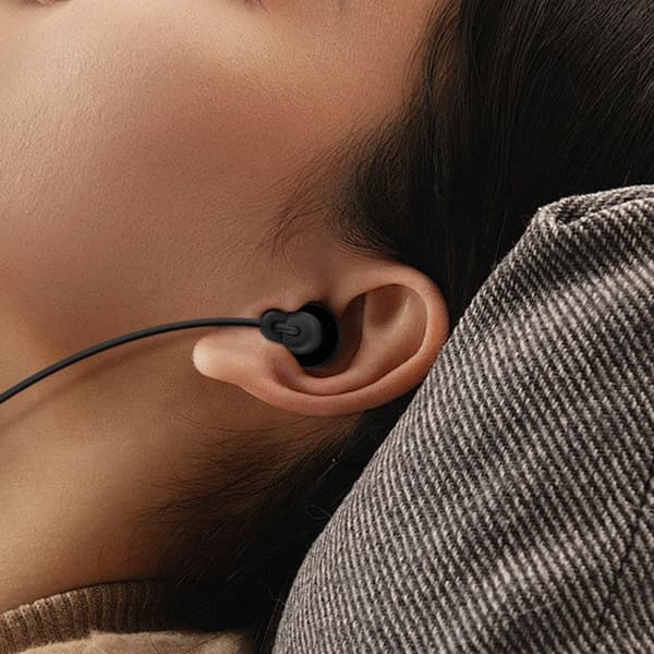 Lightning-uniset iPhone / iPad:lle Bluetoothilla ja mikrofonilla LinQ Musta Svart