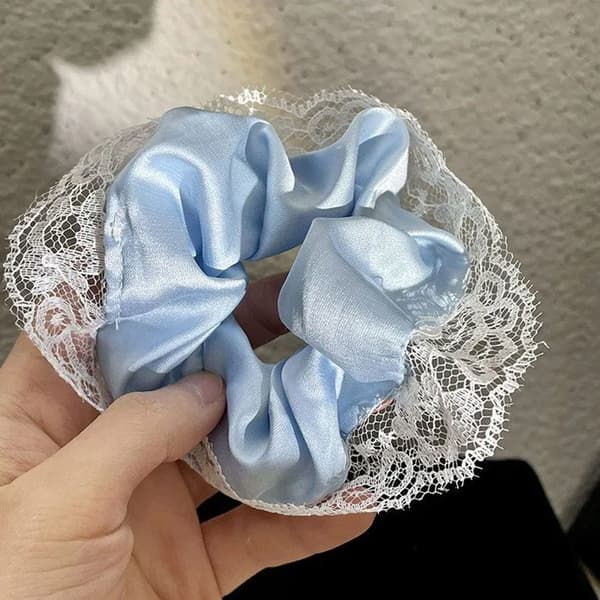 Chouchou - AVIZAR - Klassisk - Satin - Spets - Ljusblå Blå