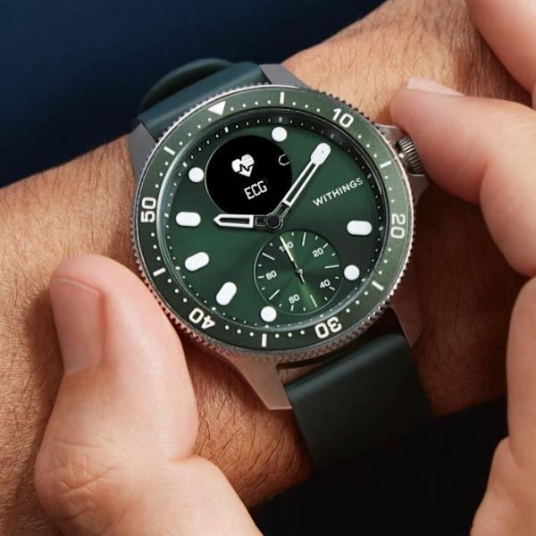 Hybrid hälsoklocka - Withings - Scanwatch Horizon - 43mm - EKG - SpO2 - Vattentålig 100m