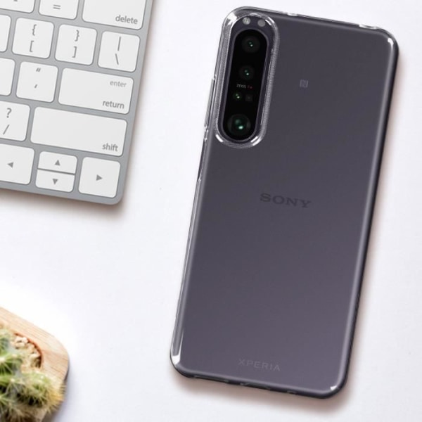 Sony Xperia 1 IV Silikongelfodral Mjukt Flexibelt Tunt 0,3 mm Transparent
