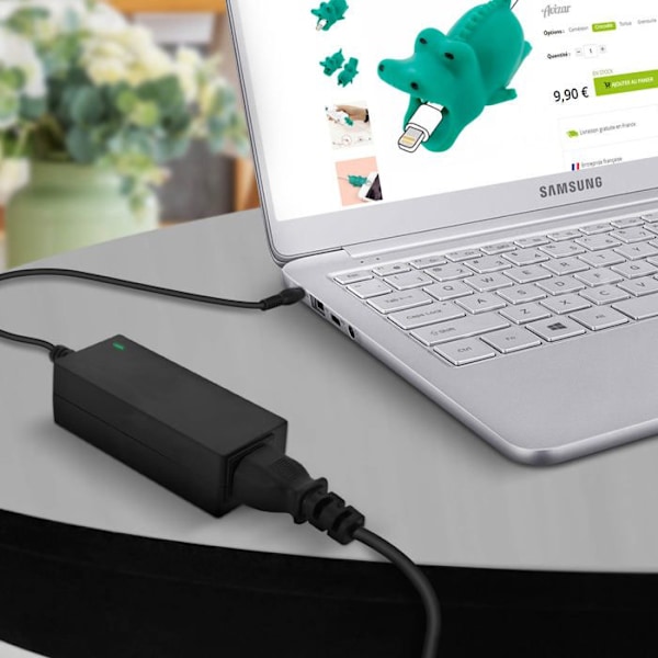 Laddare för Samsung PC 40W Med kontakt 5.5 x 3.0 mm LinQ Svart