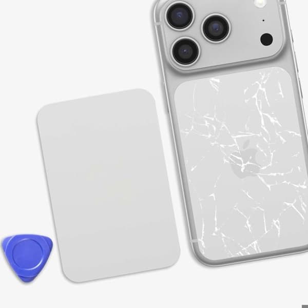 Vara-akku iPhone 17 Pro:lle MagSafe-renkaalla, hopea Grå