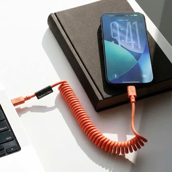 USB-C - USB-C -kaapeli 60W Kierretty 2.4m POP-sarja Nopea Lataus Native Union Punainen Röd