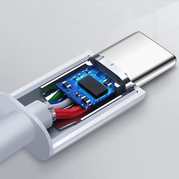 USB-C Ljudadapter - Hög Kvalitet - Kompakt Lätt - Vit - Musikkontroll - Plug and Play