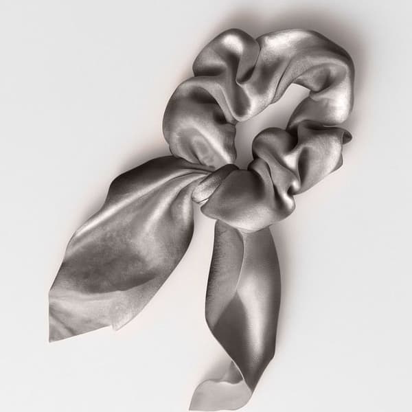 Chouchou - AVIZAR - Kort Scarf - Sateen - Elegant - Grå Grå