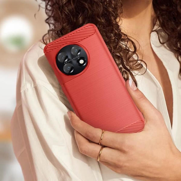 Cover til OnePlus 11 Forstærket blød børstet kulstofeffekt Rød Röd