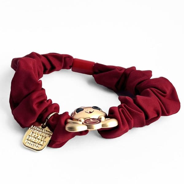 Satin Chouchou - AVIZAR - Leende Orm - Röd - Zodiak Charmar - Chic Elegans Röd
