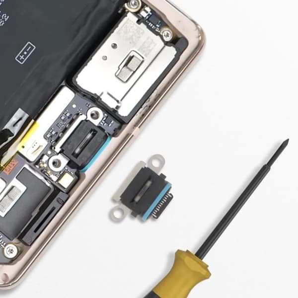 Opladningsstik - AVIZAR - Google Pixel 6 Pro - USB-C - Sort - CE- og RoHS-kompatibel Svart