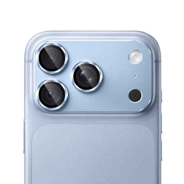 Beskyttelseskamera til iPhone 18 Pro i hærdet glas med lys blå titaniumramme