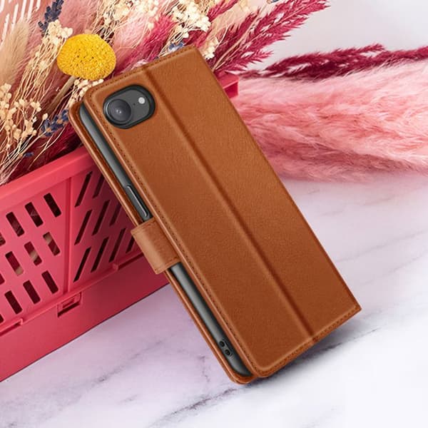 Plånboksfodral för iPhone 17 med Ställfunktion och Magnetflik Zanaé Brun brun