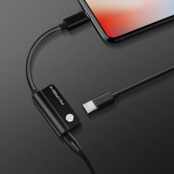 Ljudadapter + Charge Port Jack 3,5 mm Svart - Akashi