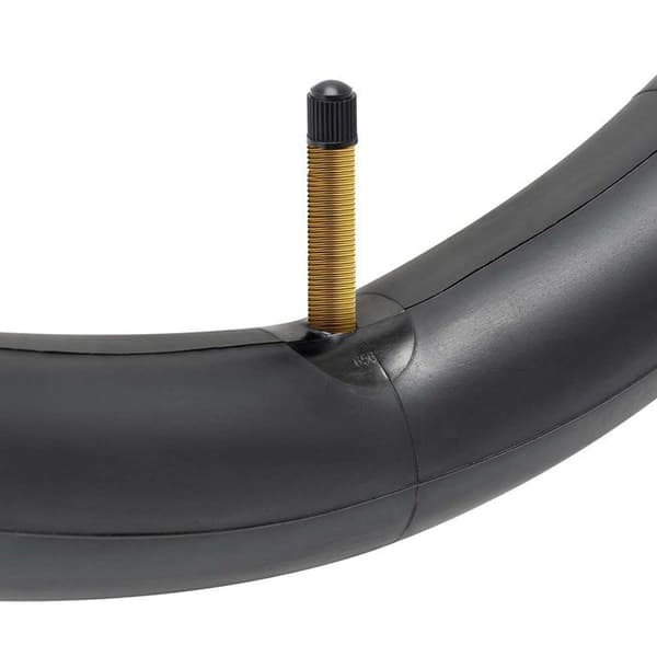 Slange 700×23C til cykel i slidstærk sort gummi