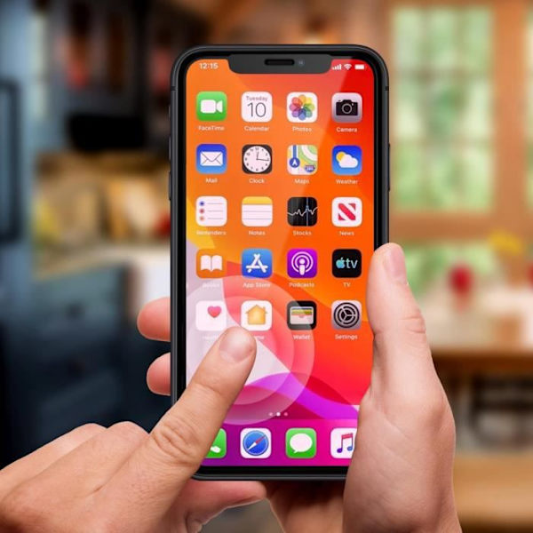 iPhone 11 Film 9H karkaistu lasi ohut kaarevat reunat oleofobinen musta muoto musta