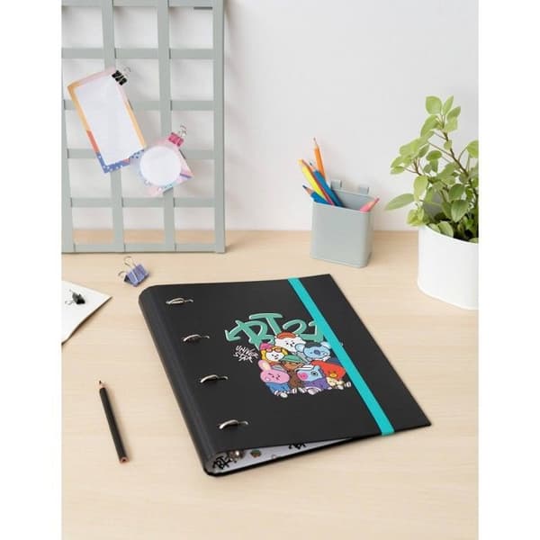 Mapper - Bt21 Street Mood - 4 ringe - 32 x 28 cm - Sort farve
