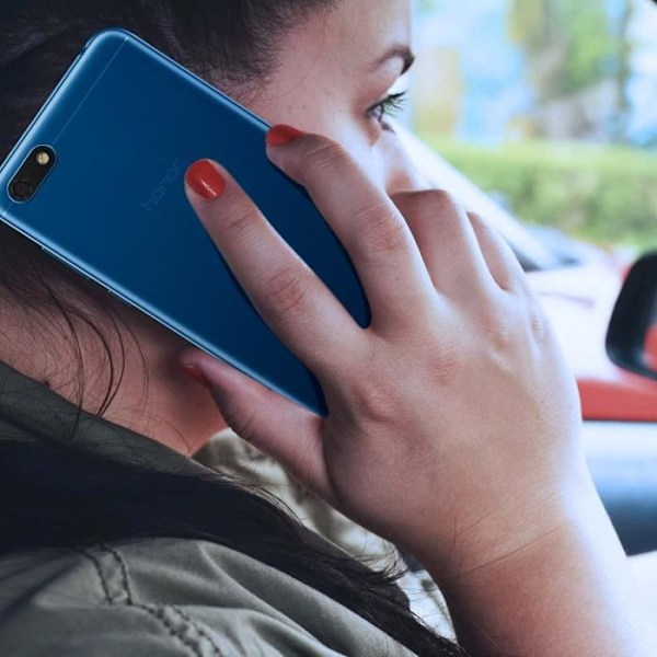 Honor 7s intern högtalare - Honor - Svart - Hjälper till att lösa ljudproblem under samtal Svart
