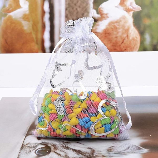 Små organza-påsar med dragsko - 100-pack, silverfärgade hjärtan - Perfekt för fester, bröllop och presenter - 9x12cm, vita