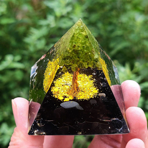 Gutter Crystal Ball Gravel Pyramide Hjem Håndverk Skrivebord Harpiks Ornamenter for Bursdagsgave ZD B2 EE STIL 15