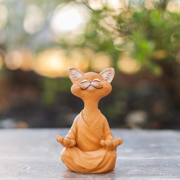 Guld nyckfull kattbuddhafigur - perfekt present till kattälskare, yoga och meditation