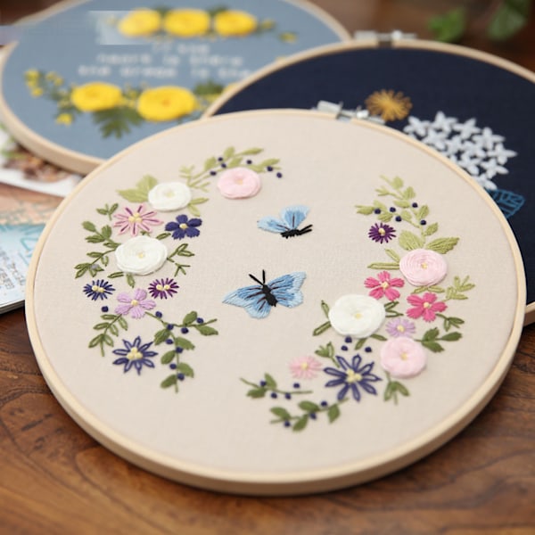 Broderikit Blommigt Stämplat Broderiset DIY Materialväska för Nybörjare Entusiast Fjäril 20cm Bambu Broderiram