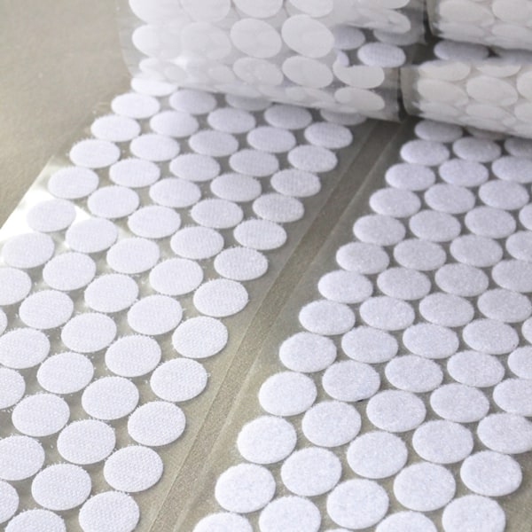 100 kpl Sticky Back Coins Sticky Dots -vedenpitävät koukku- ja silmukkapisteet liimalla