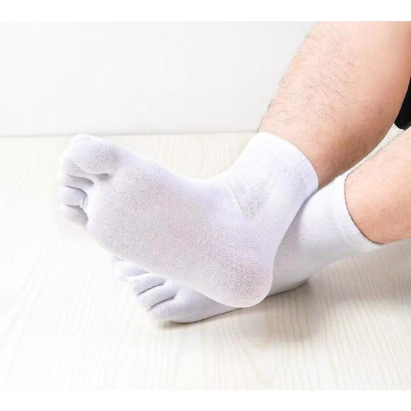 Mukavat puuvillaiset miesten viisikärkiset sukat syksyyn ja talveen
