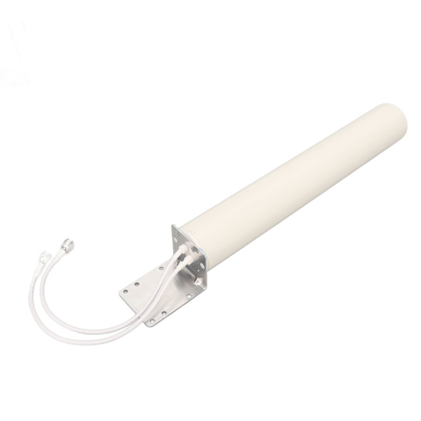 4G 5G ulkoantenni 100 W 18DBi Gain 698 - 960 MHz 1710 - 2700 MHz Omni-suuntainen antenni ulkokäyttöön
