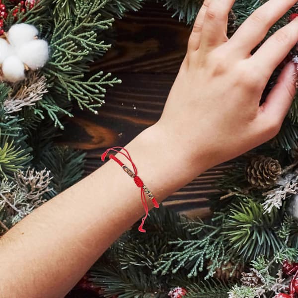 Red String Bracelet Adjustable Rope Bracelet Hand-Woven 1 Piece