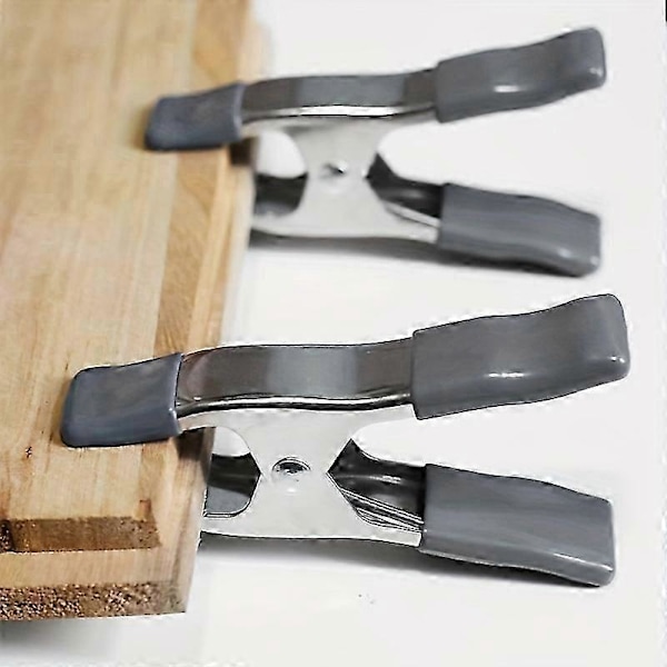 2-pack Kraftiga Metallfjäderklämmor - Mångsidiga A-linjeklämmor för Säkert Bakgrundstyg, Vaxduk & Bröllopsklänningshållning - Hållbara Snickarverktyg för Studio