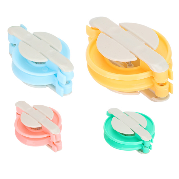 4 storlekar Pompom Maker Plast DIY Fluff Ball Vävning Handarbete Stickning Verktyg Set