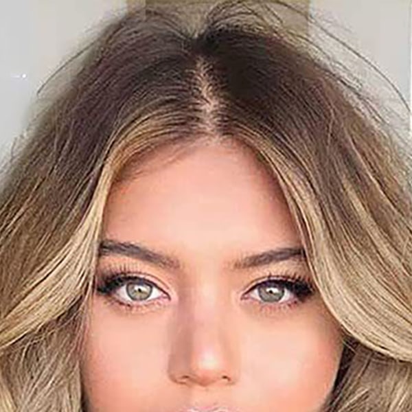 Kvinner Bølget krøllete hårforlengelse Langt syntetisk parykkhår med nettingdeksel Gyldenbrun farge