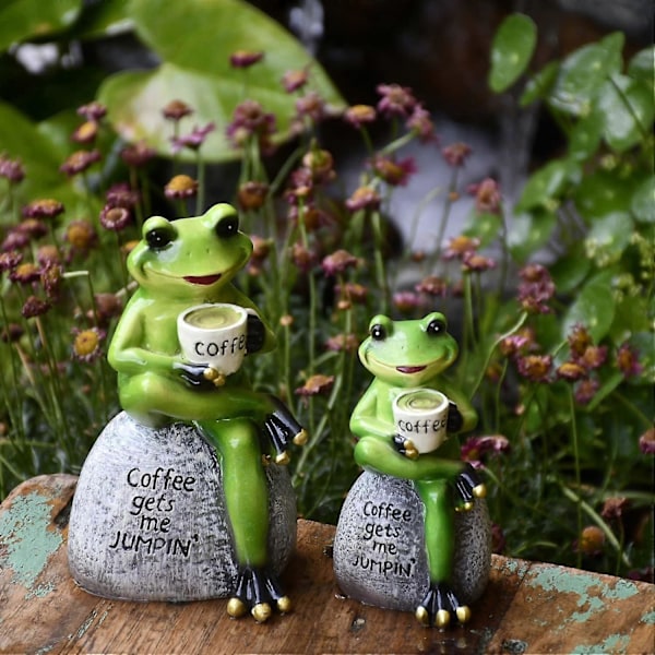 Krone Frøprins Statue Liggende i Gyngestol Drikkende Kaffe Figur Have Terrasse Indendørs Udendørs
