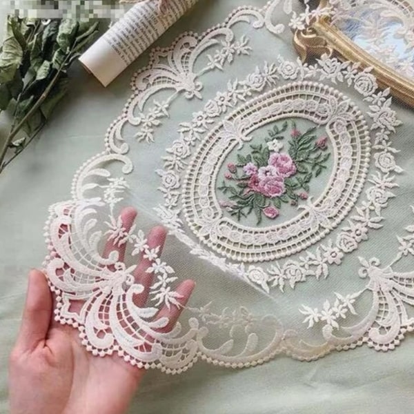 Sett med 2 dekkeunderlag i retro blonder, franske heklede doilies, håndbrodert bordmatte, beige bordmatte 12 x 16"