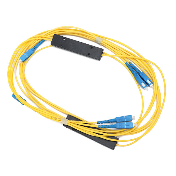 2 stk 1x2 fiberoptisk splitter innsettingstap 3,8dB.MAX kanaluniformitet 0,6dB.MAX