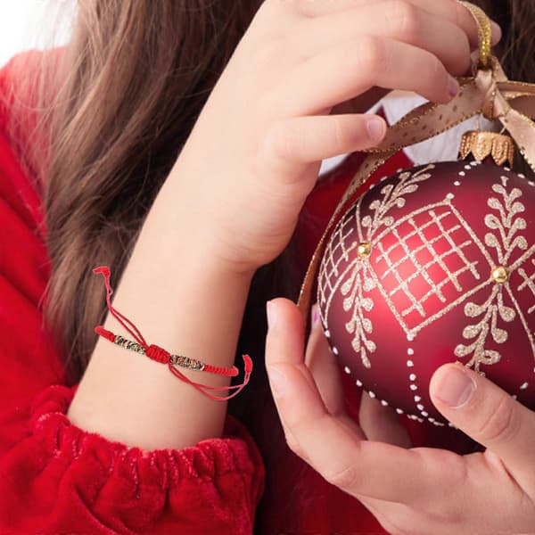 Red String Bracelet Adjustable Rope Bracelet Hand-Woven 1 Piece