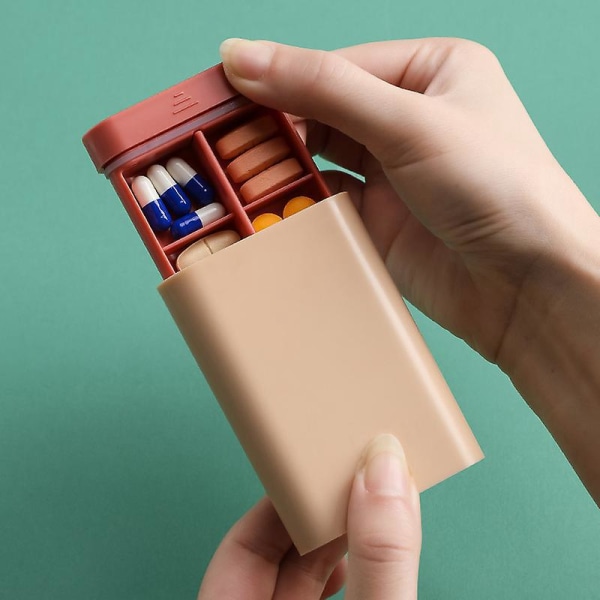 Bærbar 4-delt reisemedisinboks - kompakt og praktisk