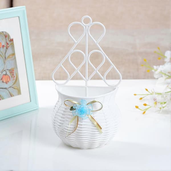 Plastic Wall Flower Basket for Plants, Decor, 1 Piece, White, Decorative Style