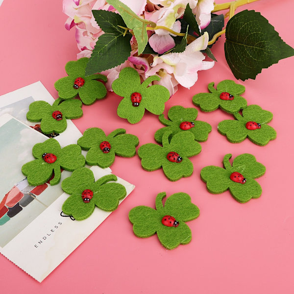 20st/ set Grön klöver Broderad Patch Broderi Badge Sy på applikationer Gör-det-själv-hantverk Dekorfester Kasta konfettiklöver
