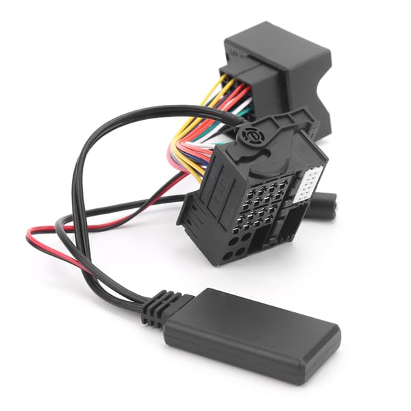 59,1 tuuman Bluetooth 5.0 AUX-kaapeliäänisovitin mikrofonilla, sopii malleihin E60 E63 E64 E65 E66 E87