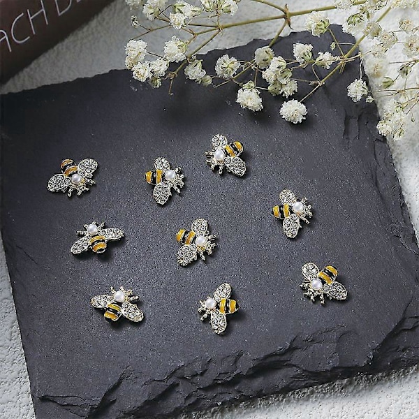 20 stk. Metalliske negletilbehør Gulllegering 3D Diamantdekorasjoner for DIY Manikyr