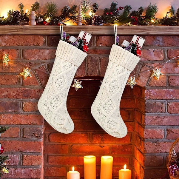Twiststickad Julstrumpa Set Enfärgad Vit Elfenben Klassisk Dekoration 45,72 cm, 2-delars Set