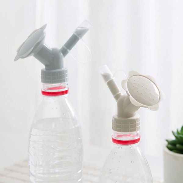 Dual Head Flaskehætte Sprinkler til indendørs Plantevanding - Grå