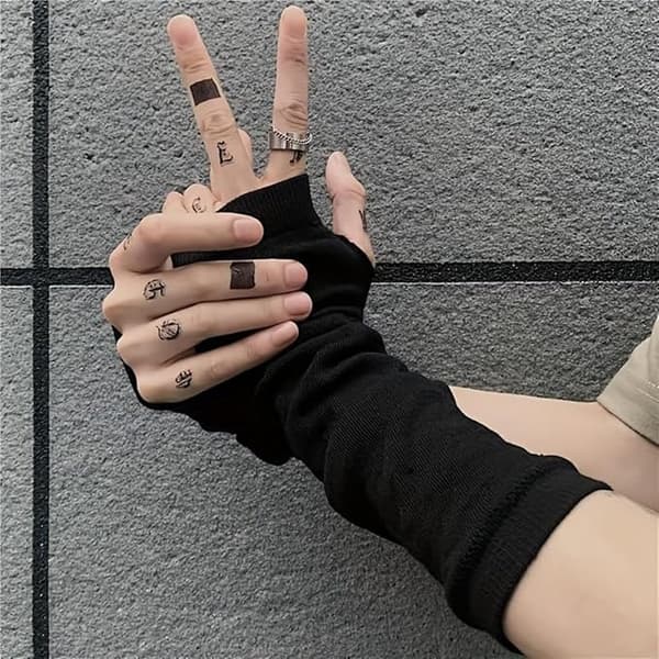 Ninja-ærmer til kvinder - PVC-lignende albuelang manchet, elastisk fingerløs - Let holdbar? Halloweenfest
