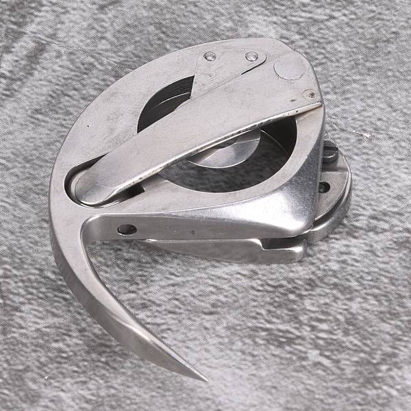 Shuttle Hook Steel Teollisuuden ompelu-/kenkäkoneen tarvikkeet, jotka sopivat numeroon 39296 16892 8022
