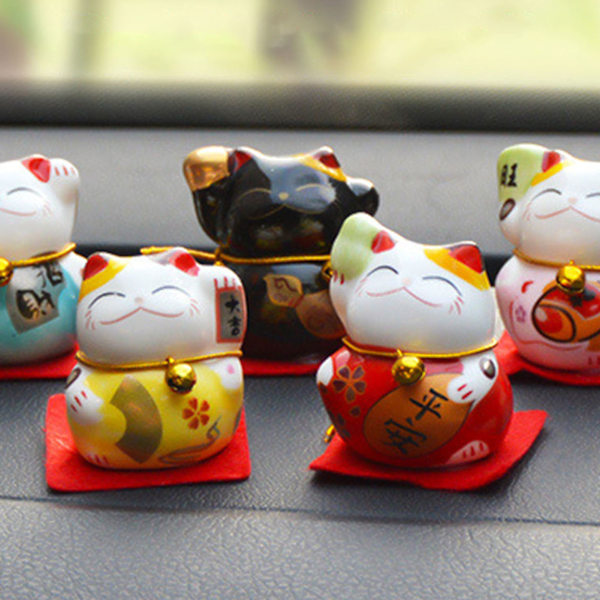 5 stk. Lykkekattefigurer Små Søde Lyse Farver Glatte Linjer Maneki Neko Figurer til Bil Bord Hylde