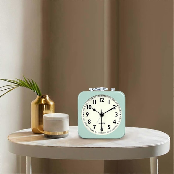 8,5 cm Aqua Grøn Analog Vækkeur Firkantet Lydløs Lille Metal Rejsevækkeure til Børneværelse Sengebord Stue Kontor