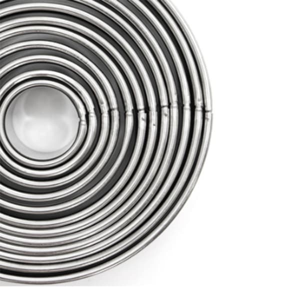 12 stk. Mousseform i rustfritt stål med krøllkant, antioksidant rund kakeutstikker for baking