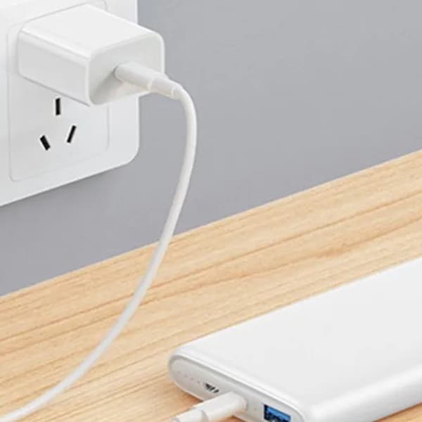 PD 20W strømadapter hurtigladehode for iPhone 12 13 mobiltelefonladerblokk